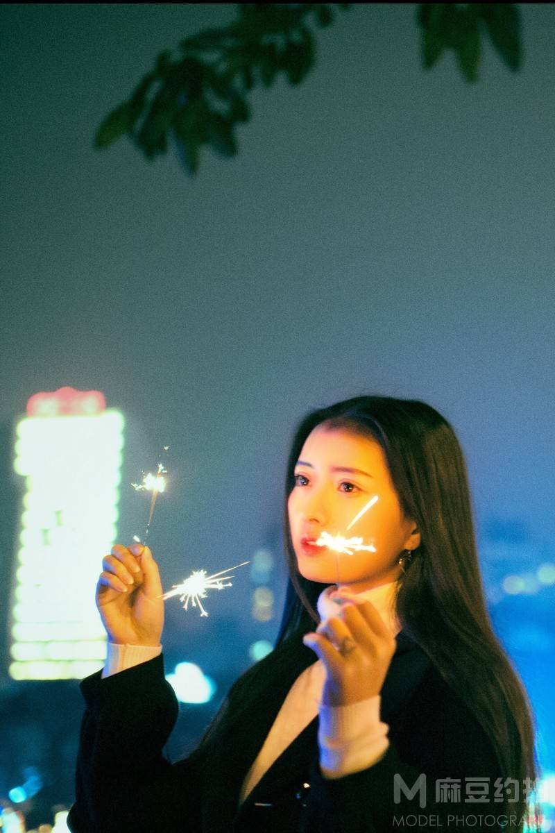 夜景模特