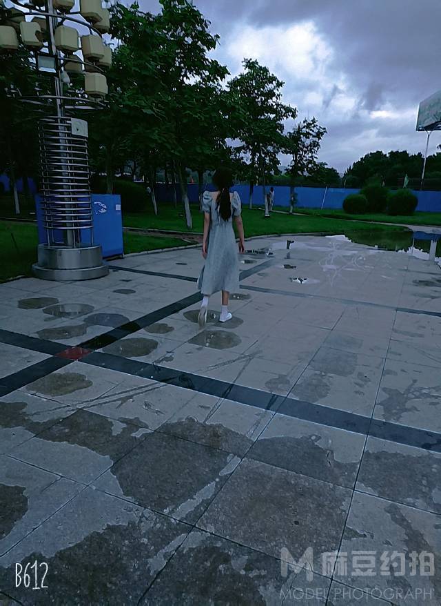 校园模特