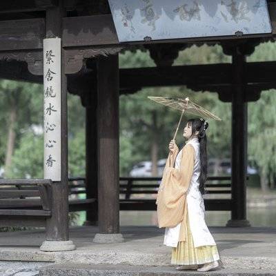 汉服模特