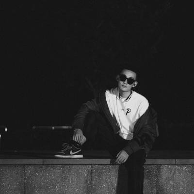 黑白模特