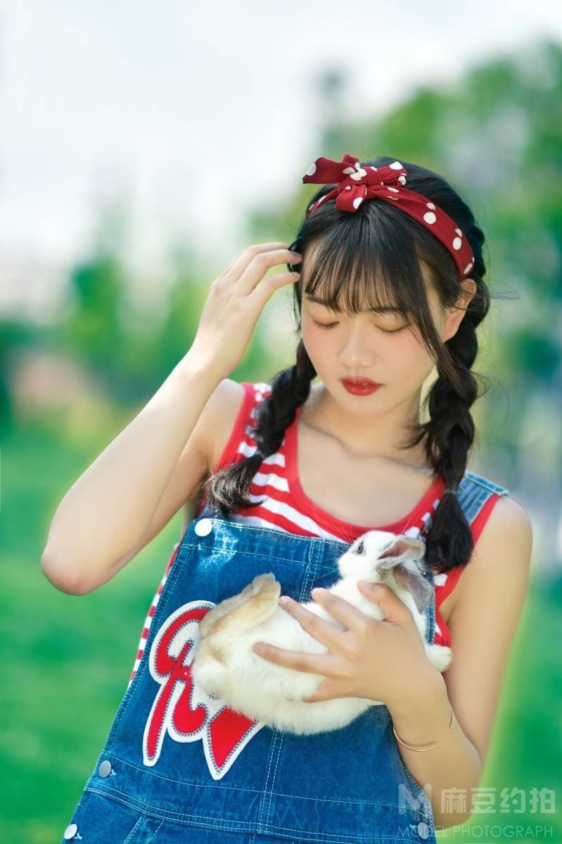 清新模特