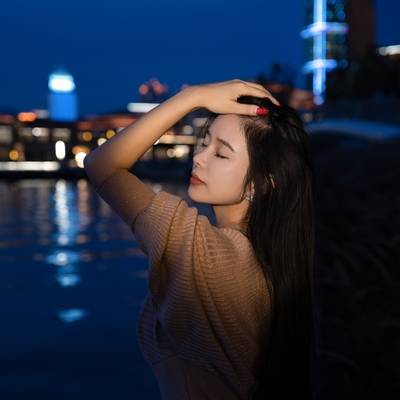 夜景模特
