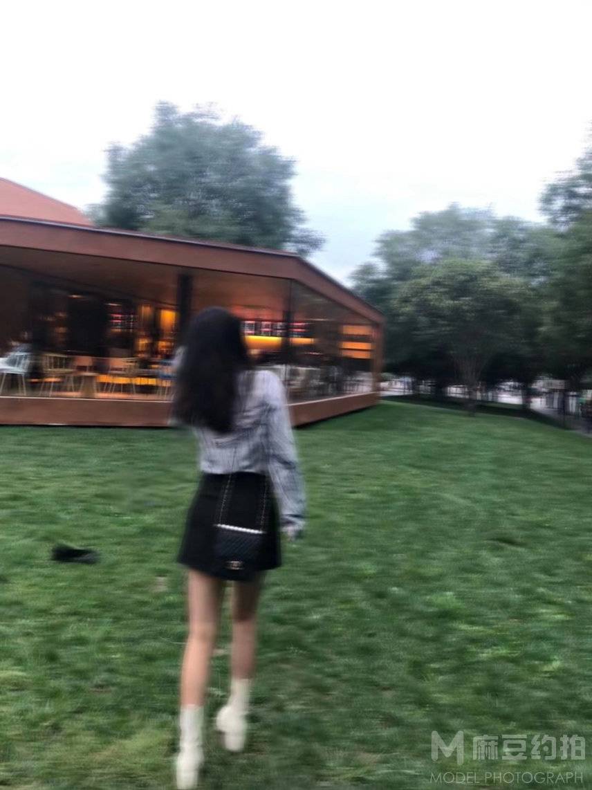 校园模特