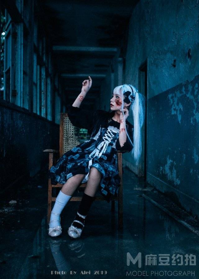 暗黑模特