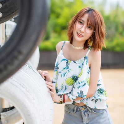清新模特