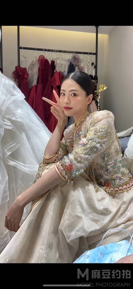 妆容模特