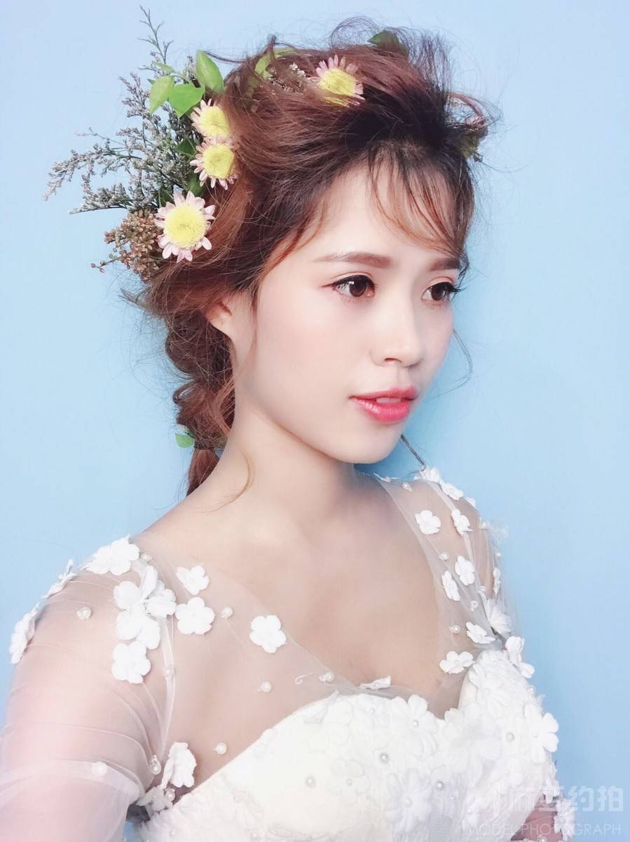 妆容模特