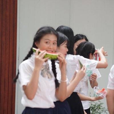 校园模特