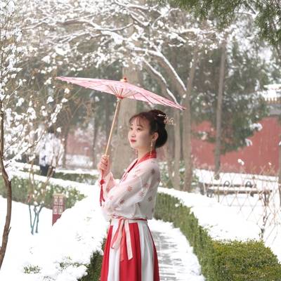 汉服模特
