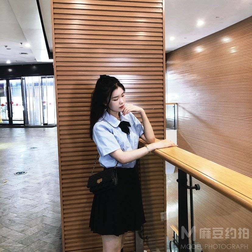 清新模特