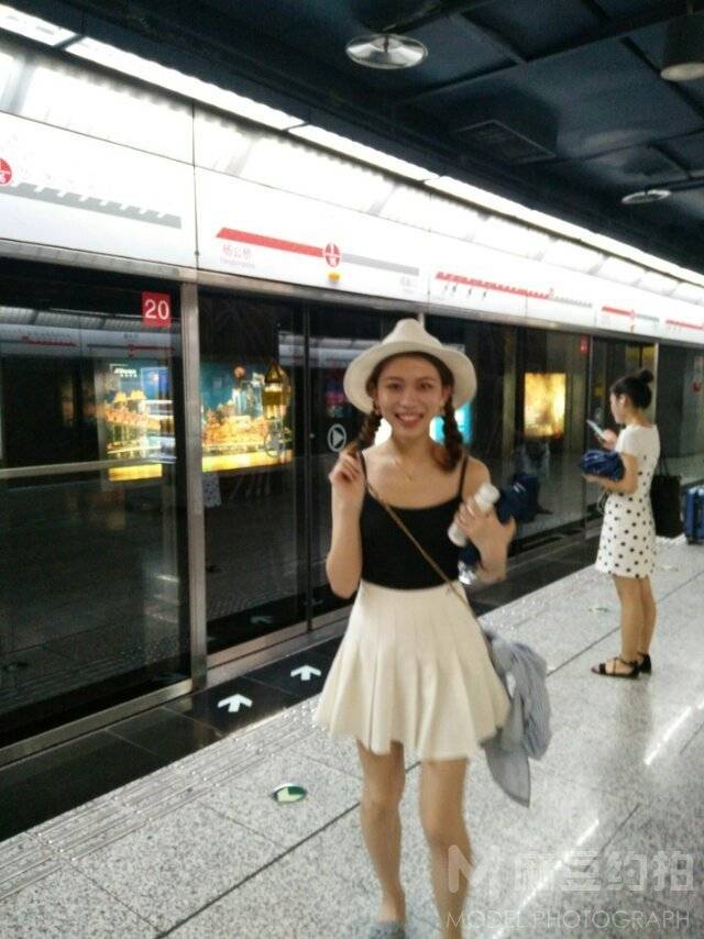 民国模特