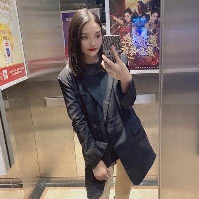 黑白模特