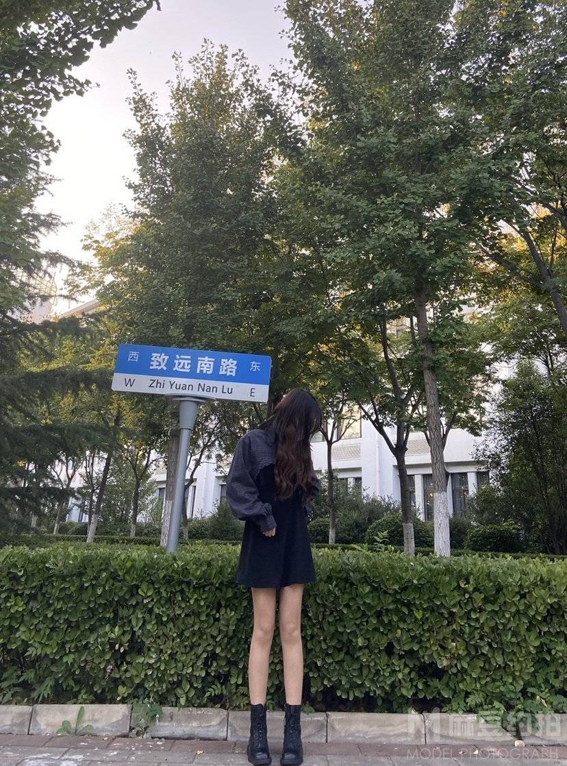 校园模特