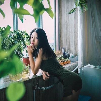 情绪模特