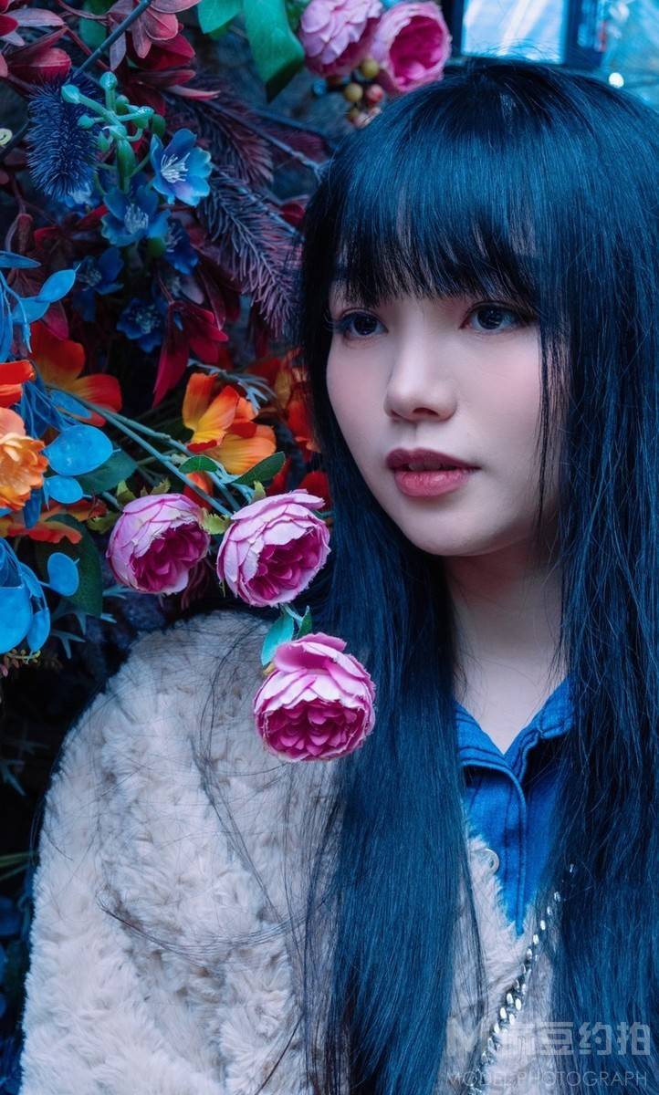 情绪模特