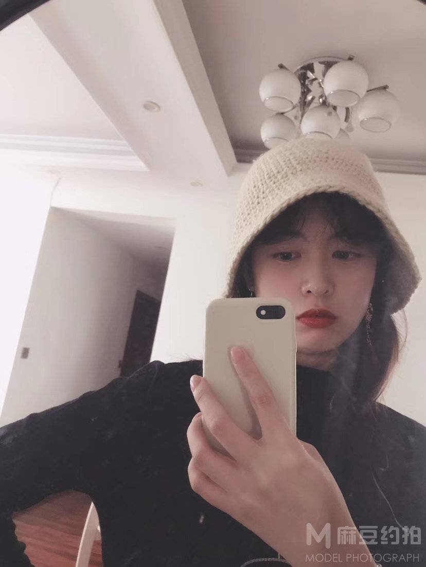 纪实模特