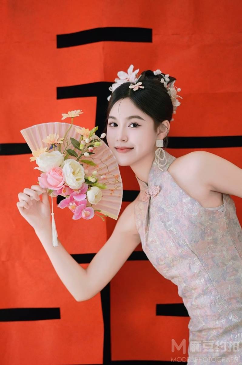 妆容模特