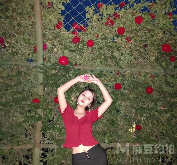 校园模特