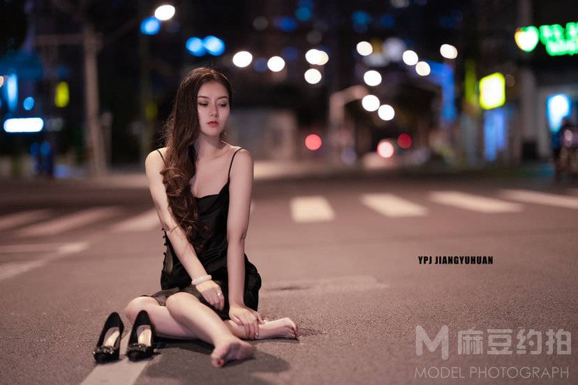 夜景模特