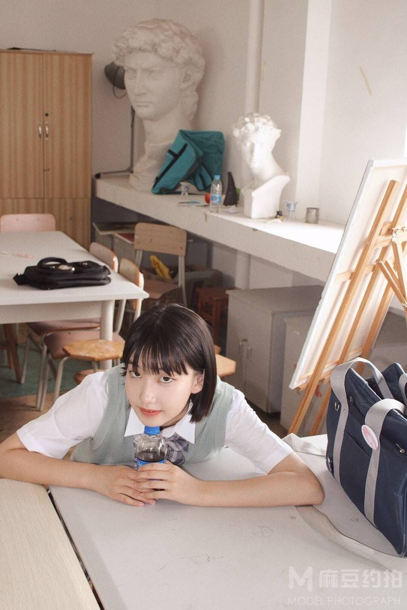 校园模特