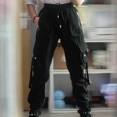 黑白模特