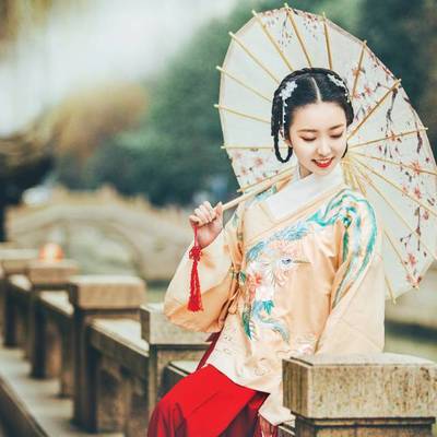 汉服模特