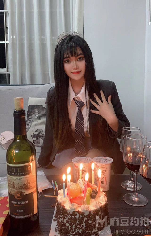 妆容模特