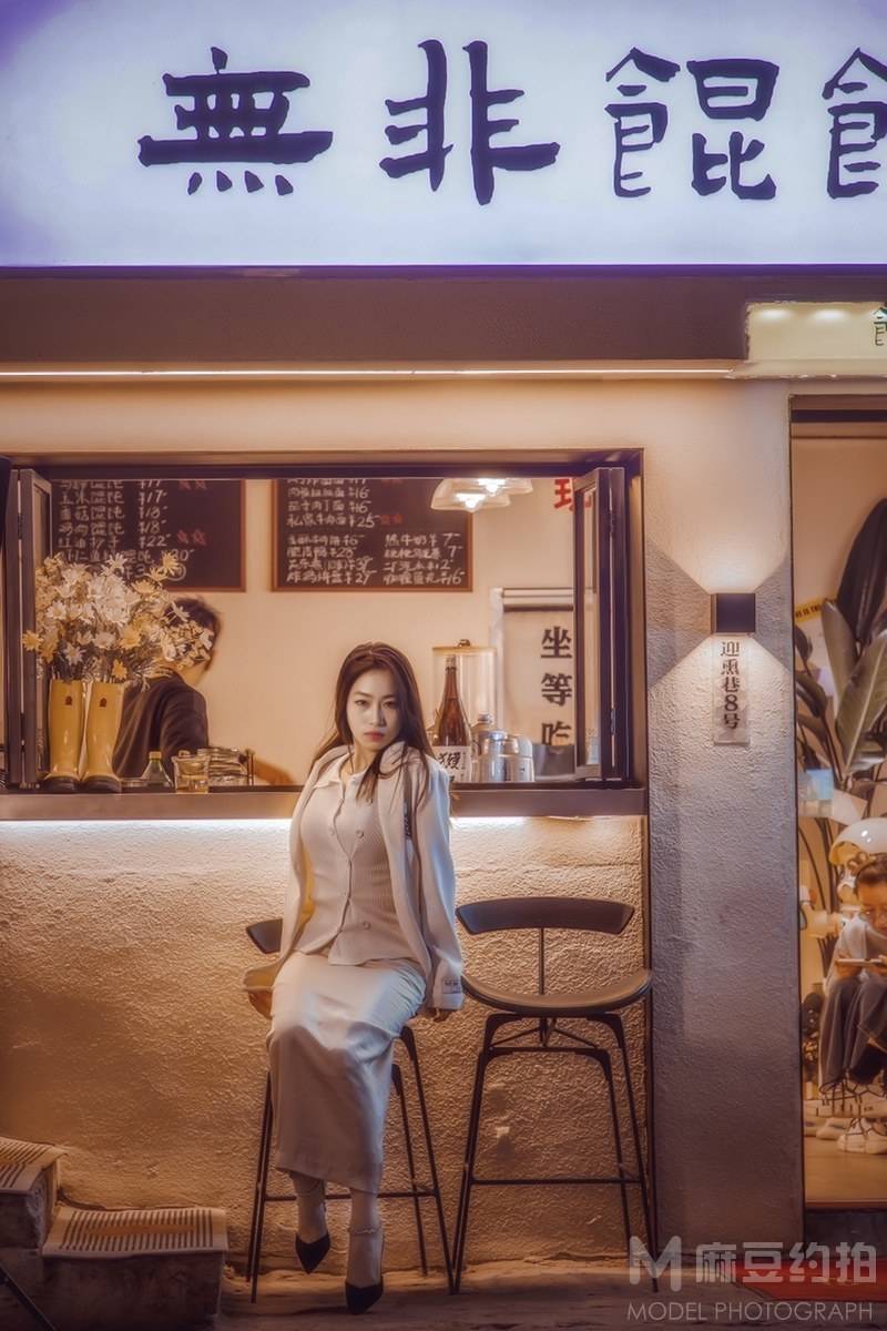 夜景模特