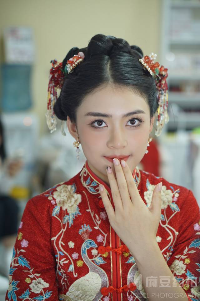 妆容模特