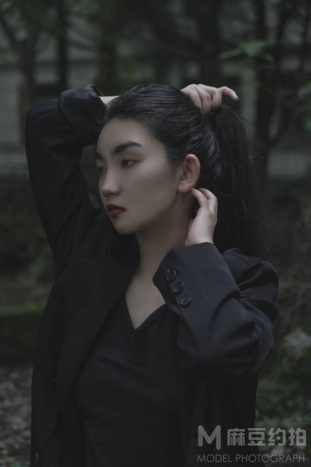 暗黑模特