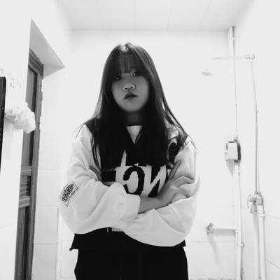 黑白模特