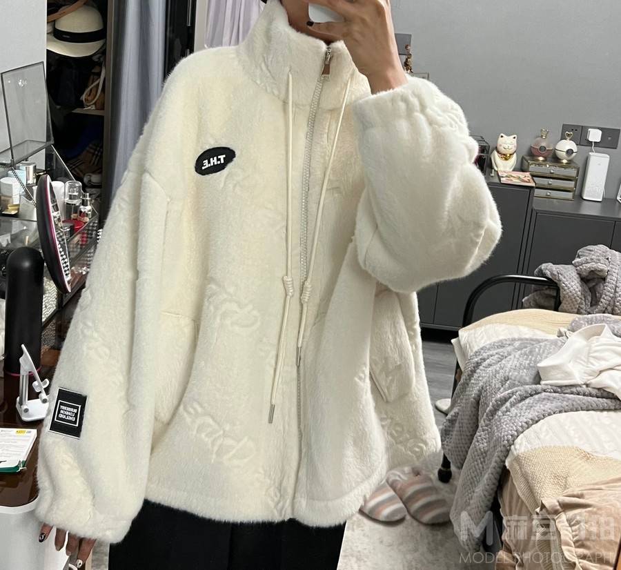 黑白模特