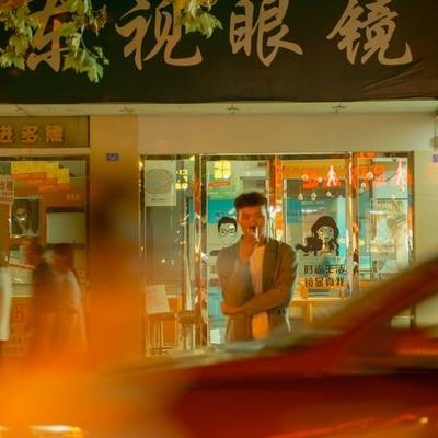 情绪模特