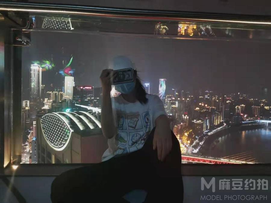 夜景模特