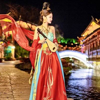 汉服模特
