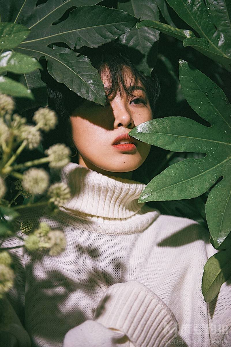 情绪模特