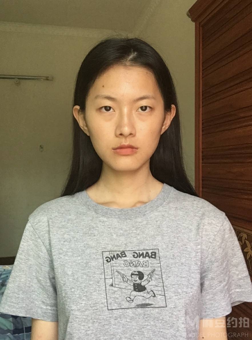 胶片模特