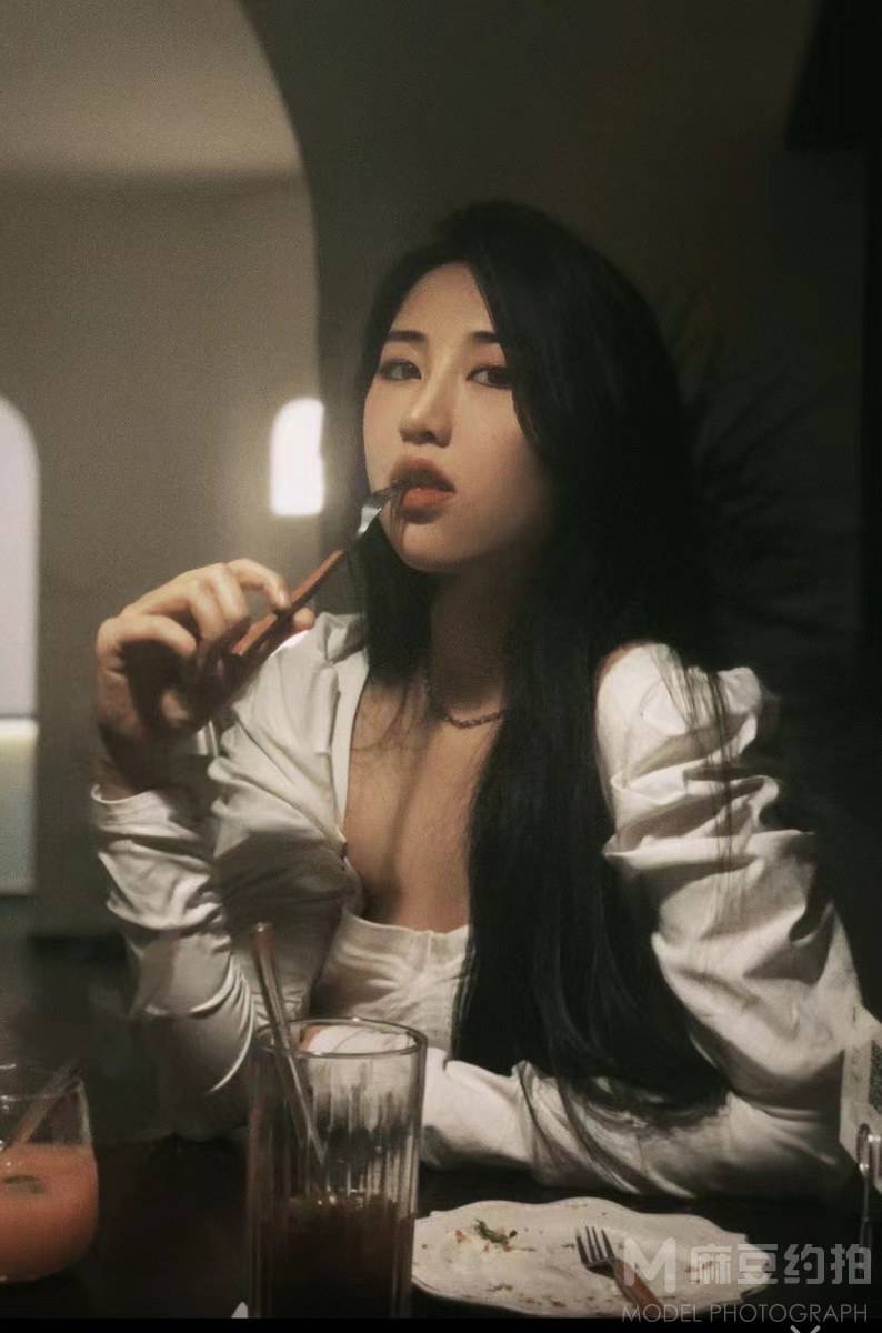 胶片模特