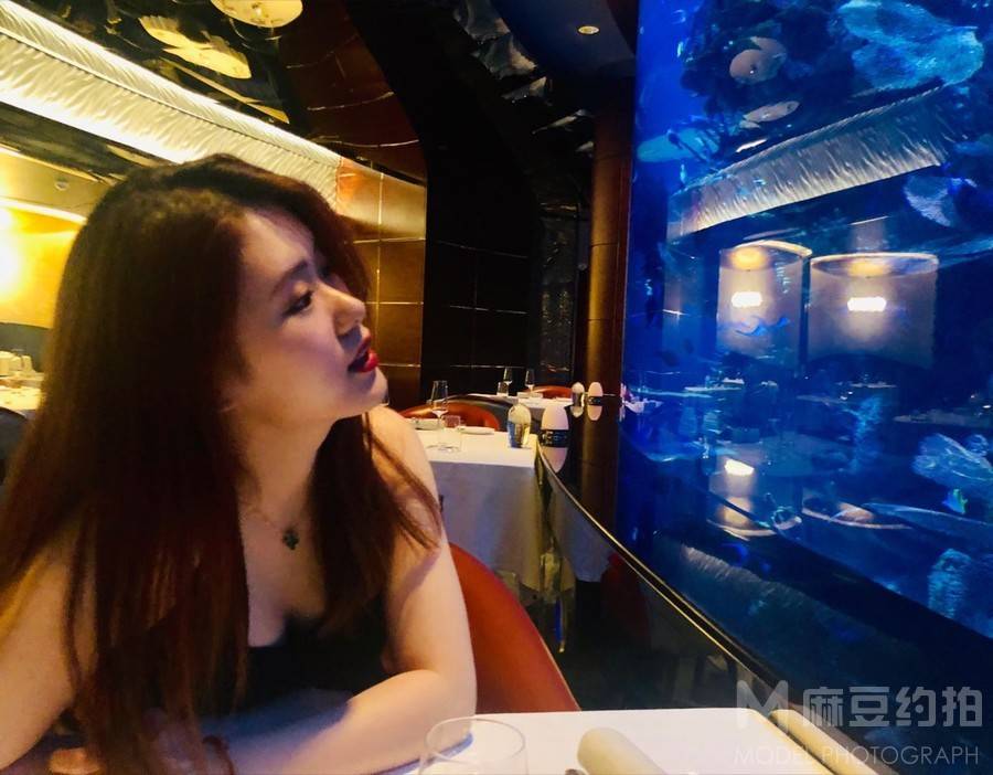 商务模特