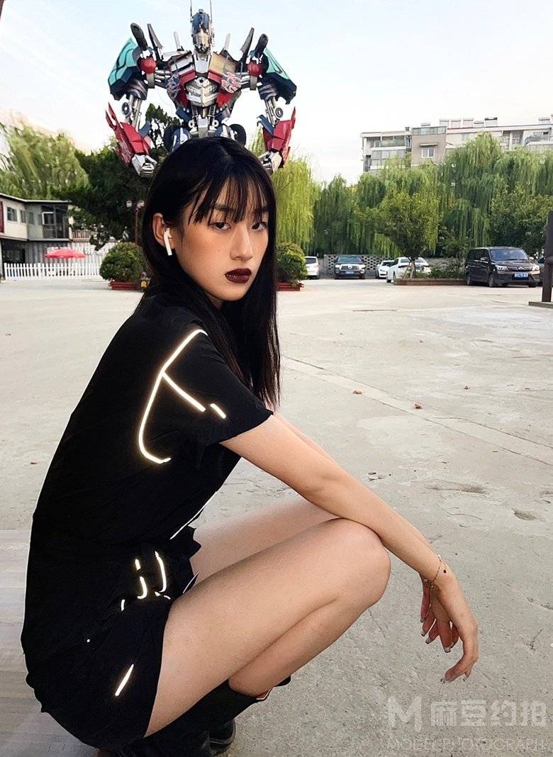 妆容模特