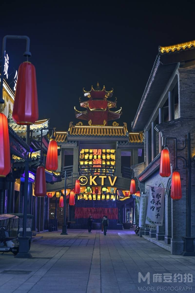 夜景模特