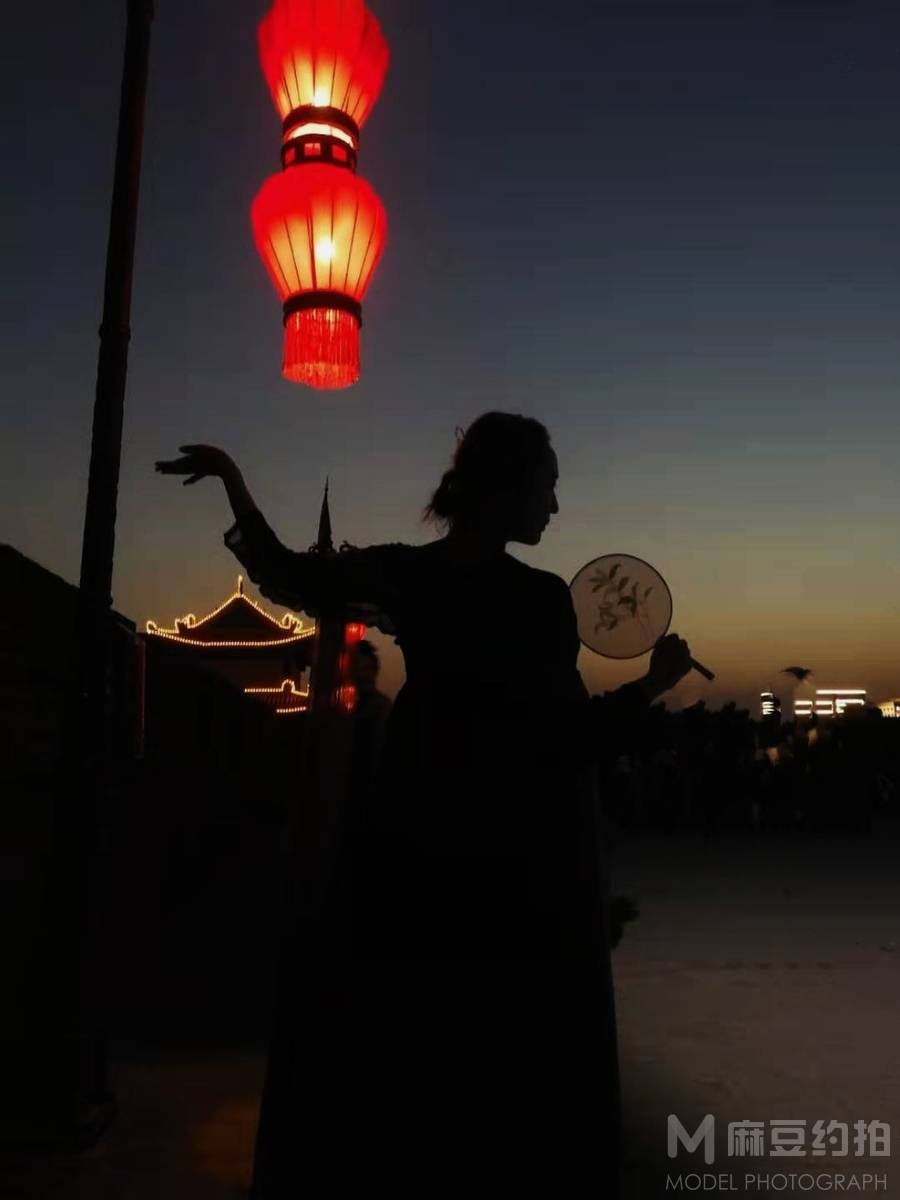 民国模特