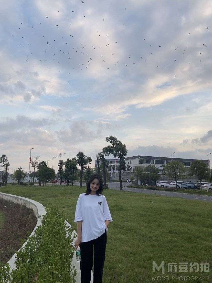 校园模特