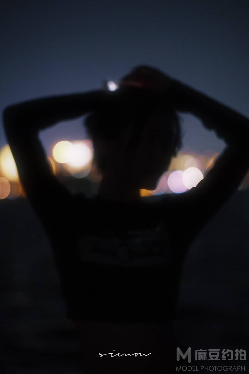 夜景模特