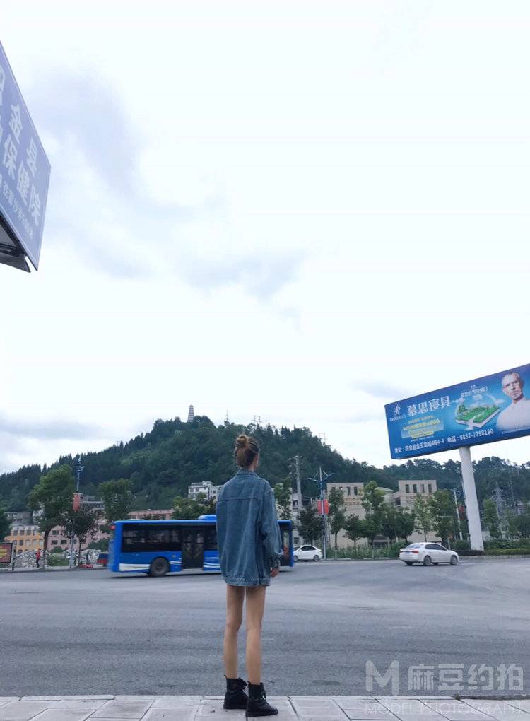 黑白模特