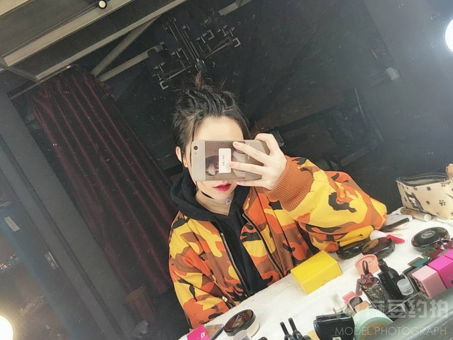 暗黑模特
