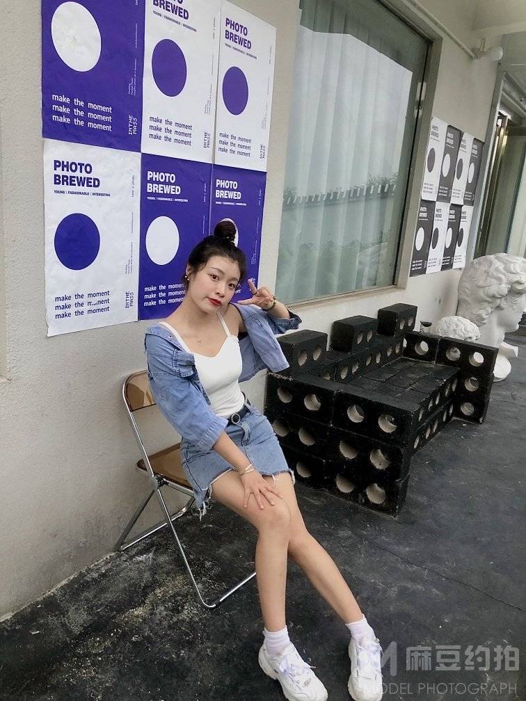 校园模特