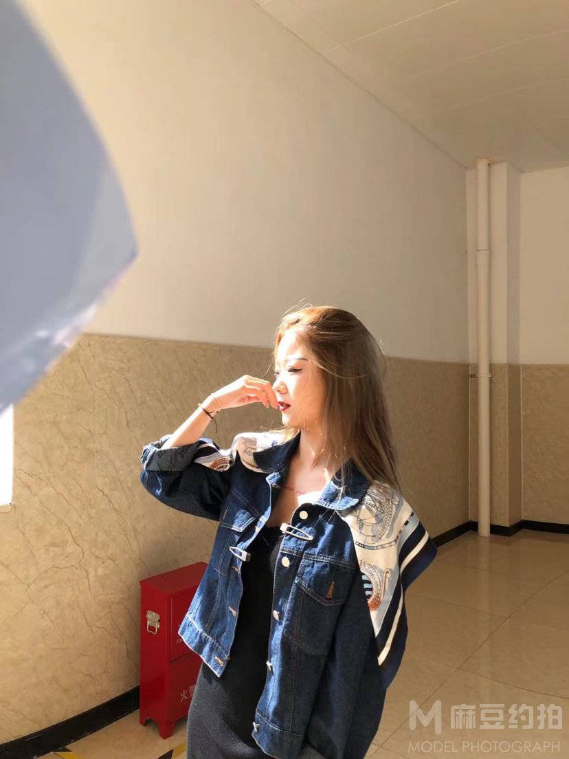 校园模特