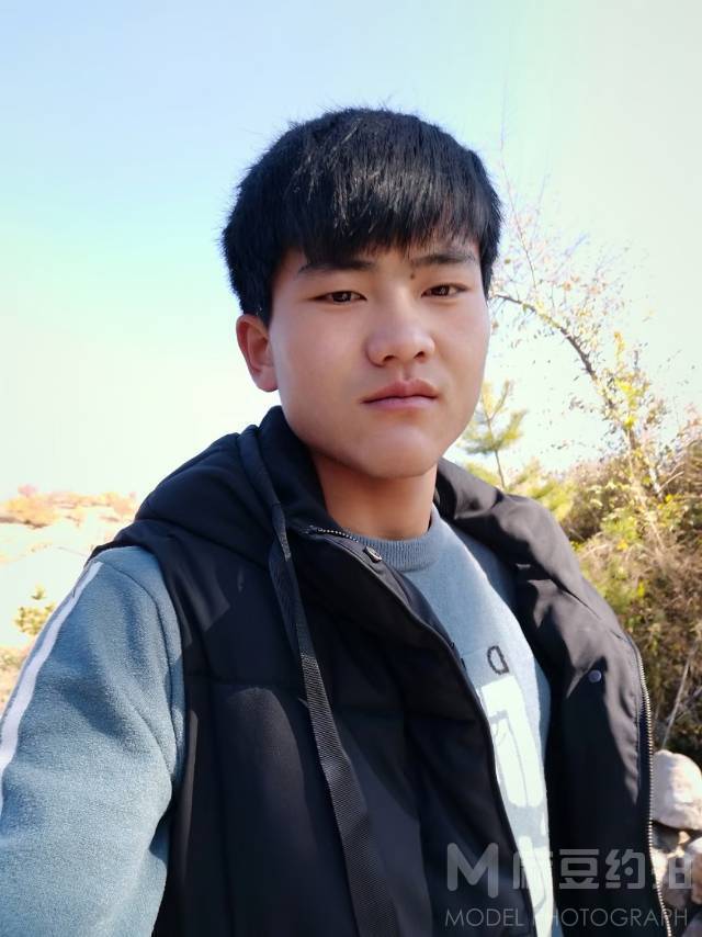 纪实模特