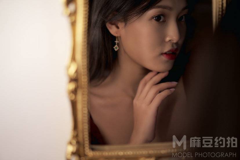 妆容模特